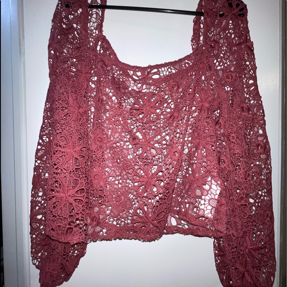Long sleeve floral “lace” top